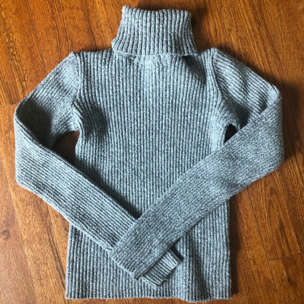 BDG Womens' XS Ribbed Turtleneck Sweater